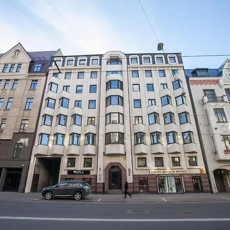 Lux - Friedrich * Riga